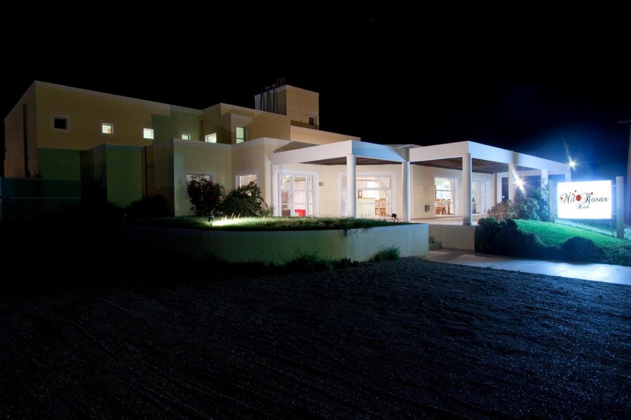 Hotel Mil Rosas à Las Grutas Extérieur photo