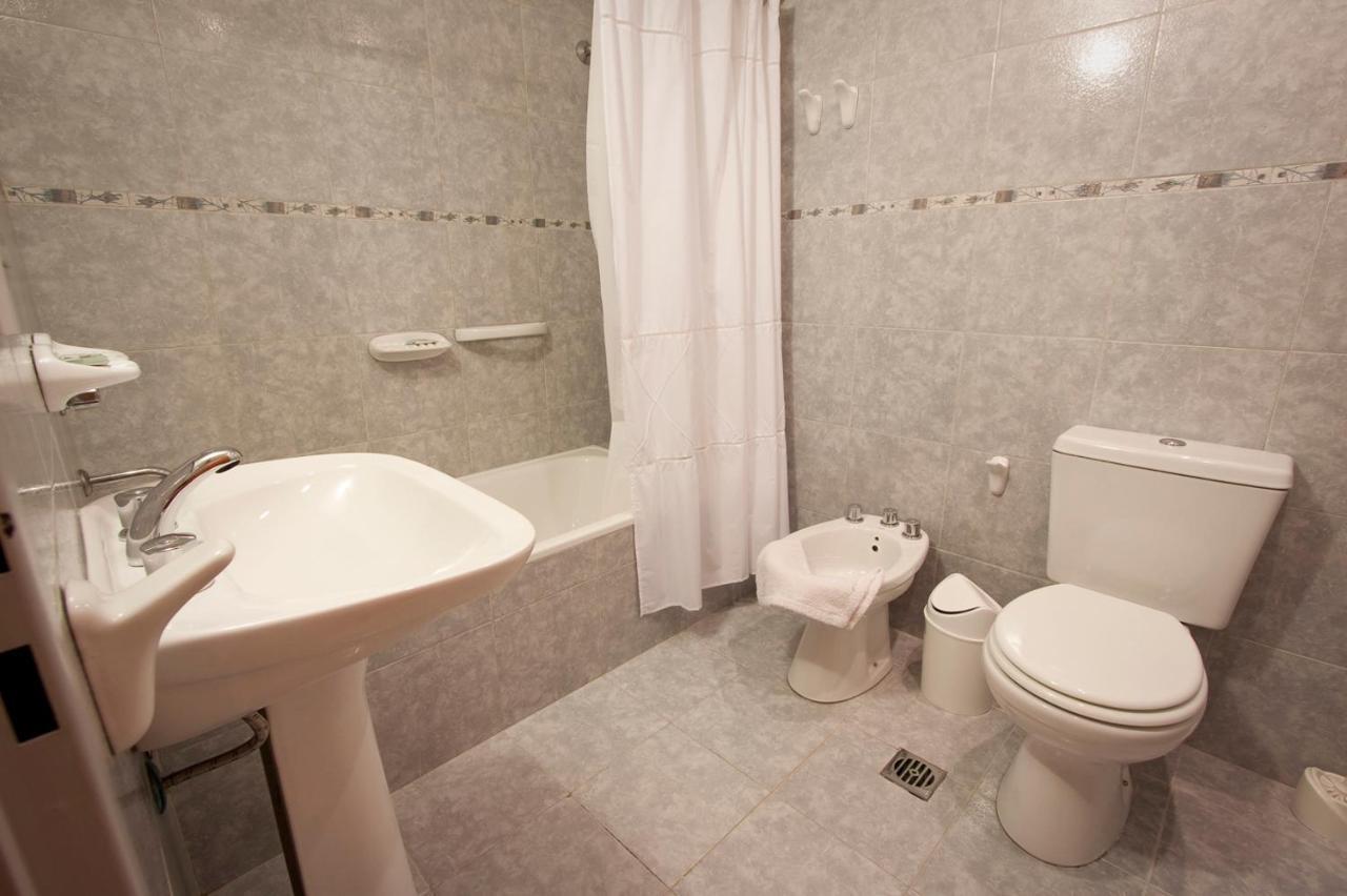 Hotel Mil Rosas à Las Grutas Extérieur photo